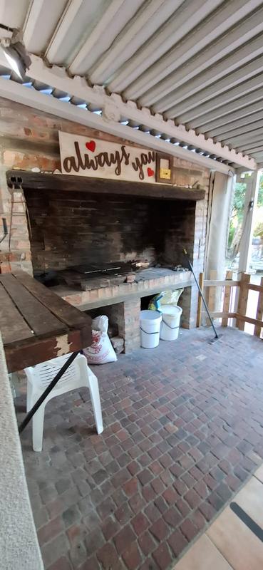 4 Bedroom Property for Sale in Panorama Western Cape